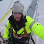 Finnish antenna workers are powered by Perkele. Pekka OH7RM up in the fog.